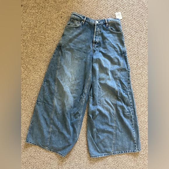 Free People NWT We The Free Westward Demi Barrel Jeans Size 28 - Picture 2 of 8